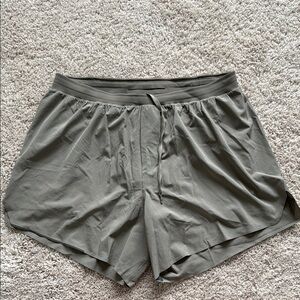 lululemon athletica Men's XL Fast and Free Lined Short 6" Carbon Dust